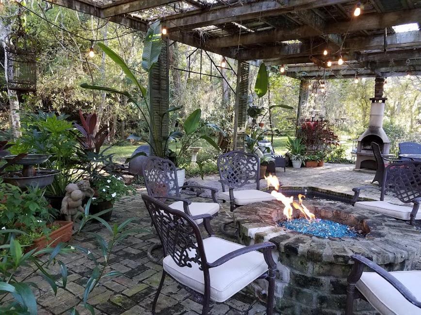 Cedar Oaks Inn Llc Dickinson Esterno foto